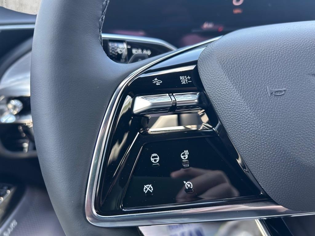 2024 Cadillac LYRIQ Sport 2