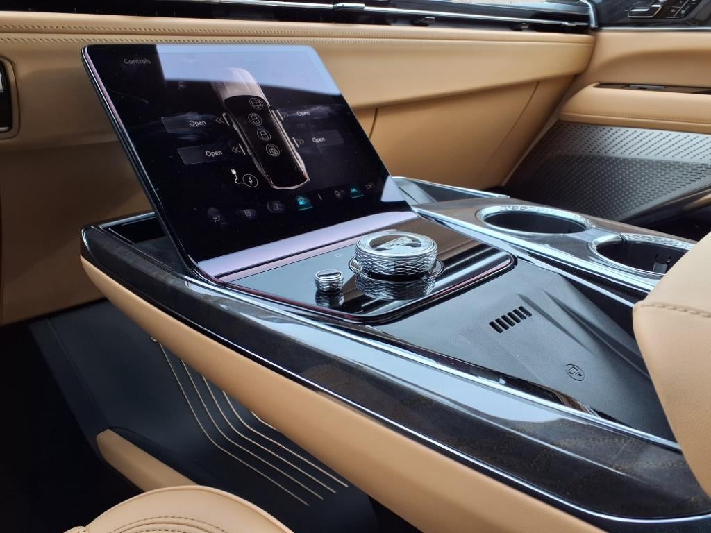 2025 Cadillac ESCALADE IQ Sport 2