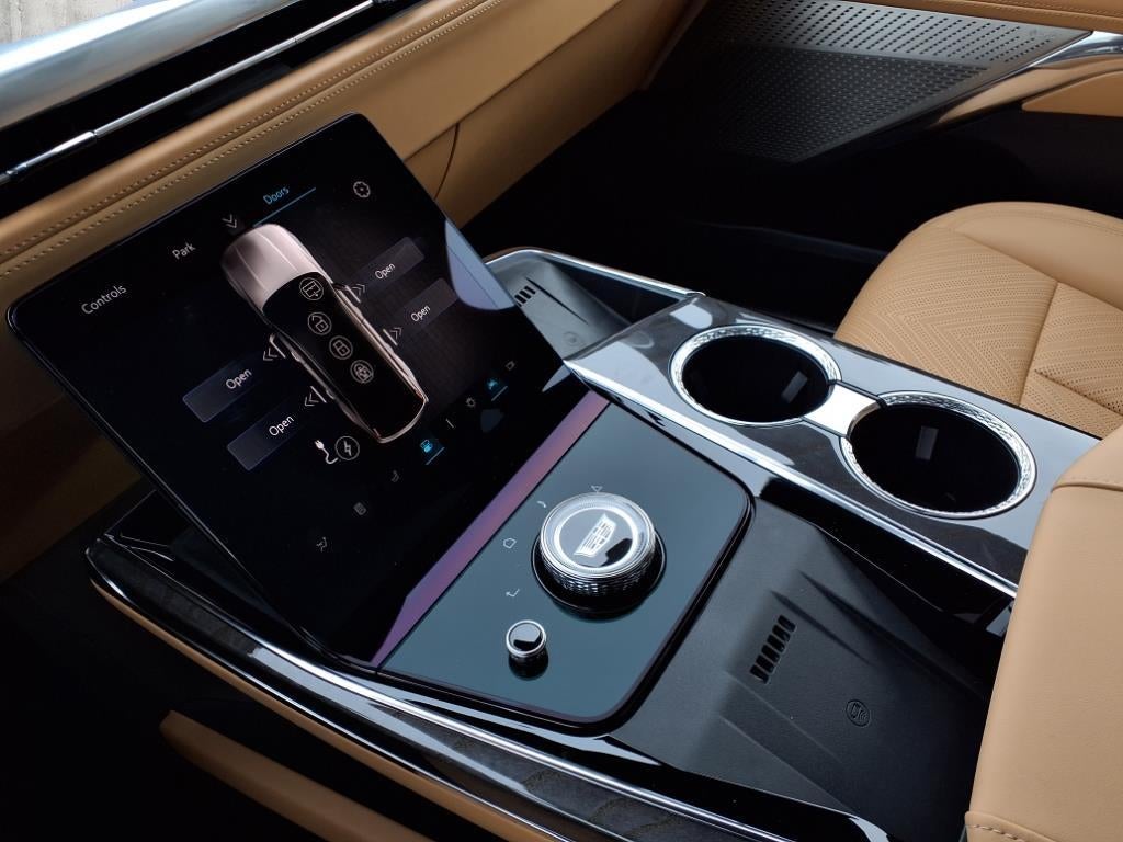 2025 Cadillac ESCALADE IQ Sport 2