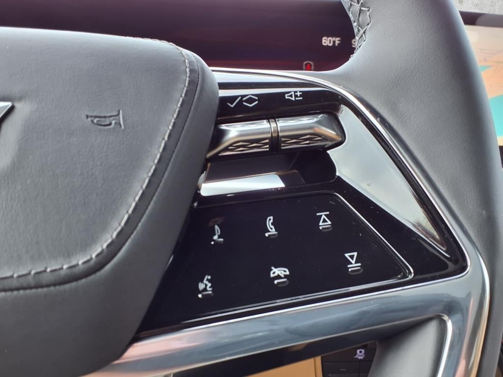 2025 Cadillac ESCALADE IQ Sport 2