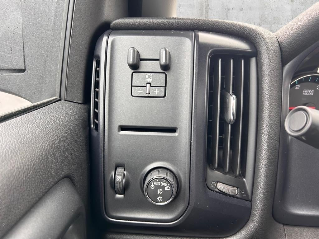 2024 Chevrolet Silverado 5500 HD Work Truck