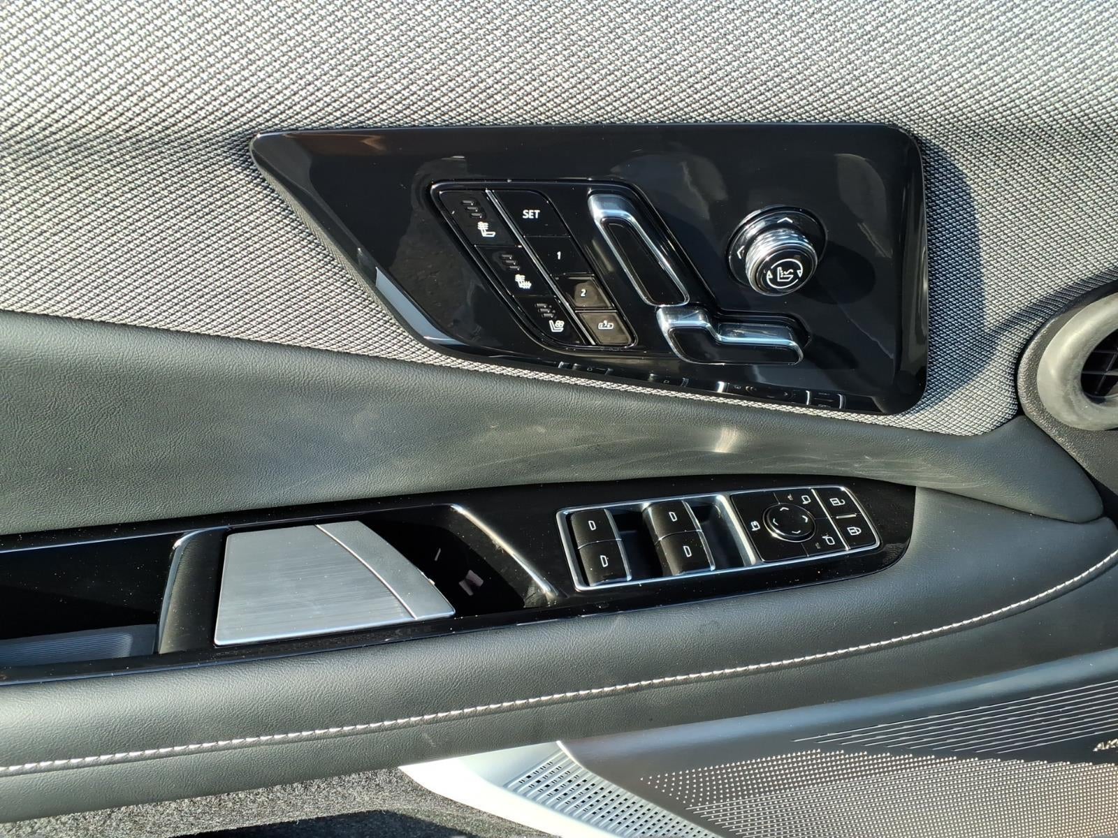 2026 Cadillac OPTIQ Premium Luxury