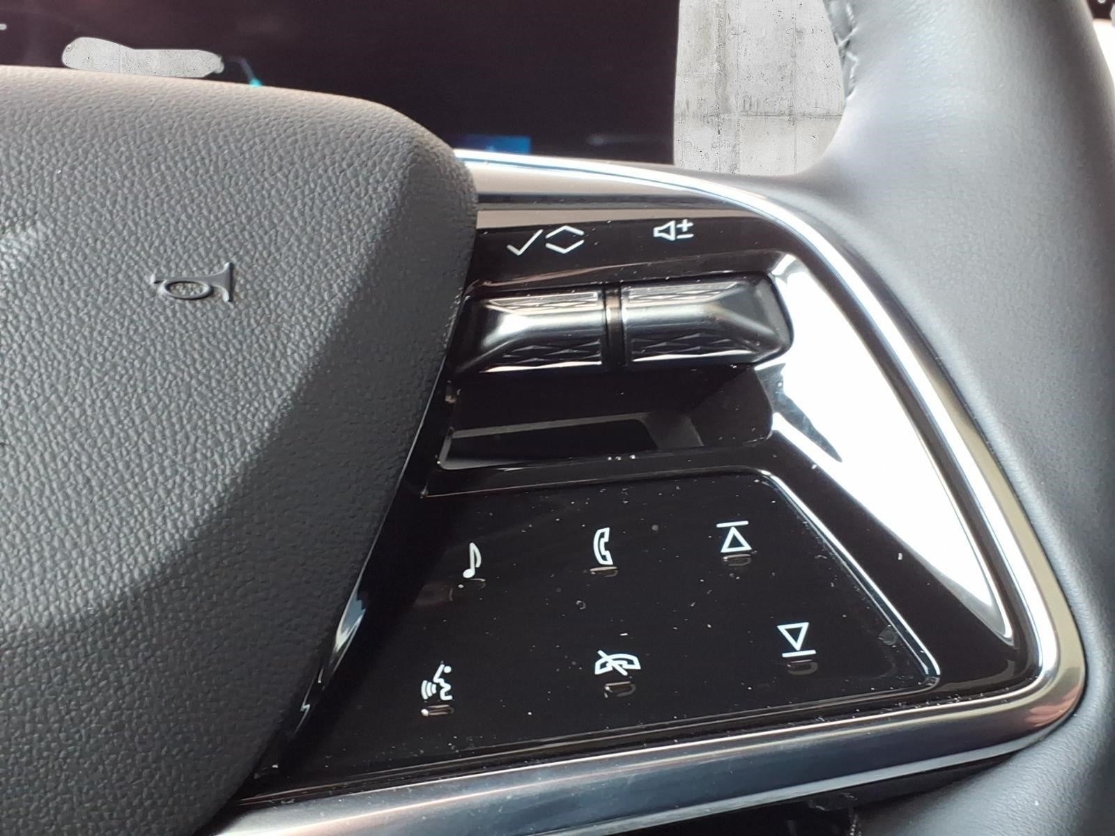 2025 Cadillac OPTIQ Sport 2