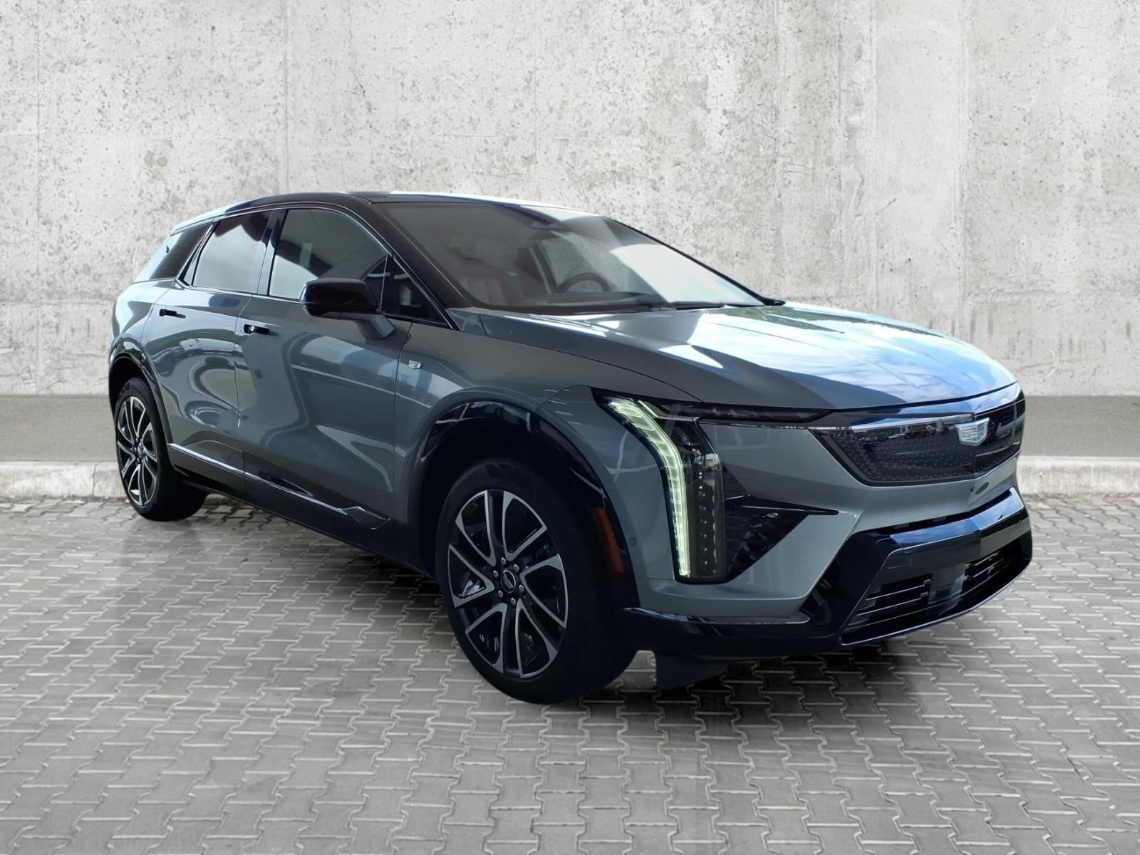 2025 Cadillac OPTIQ Sport 2