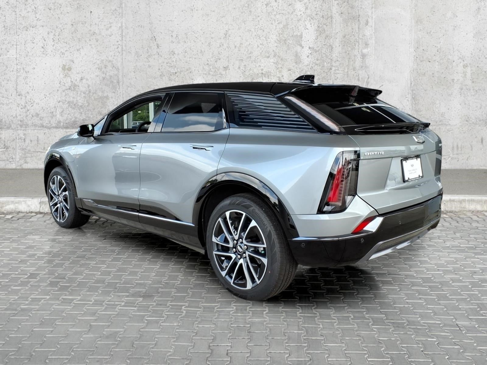 2025 Cadillac OPTIQ Sport 2
