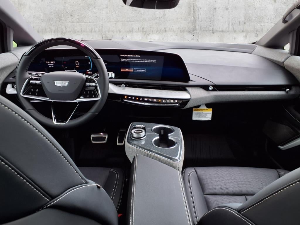 2025 Cadillac OPTIQ Sport 2