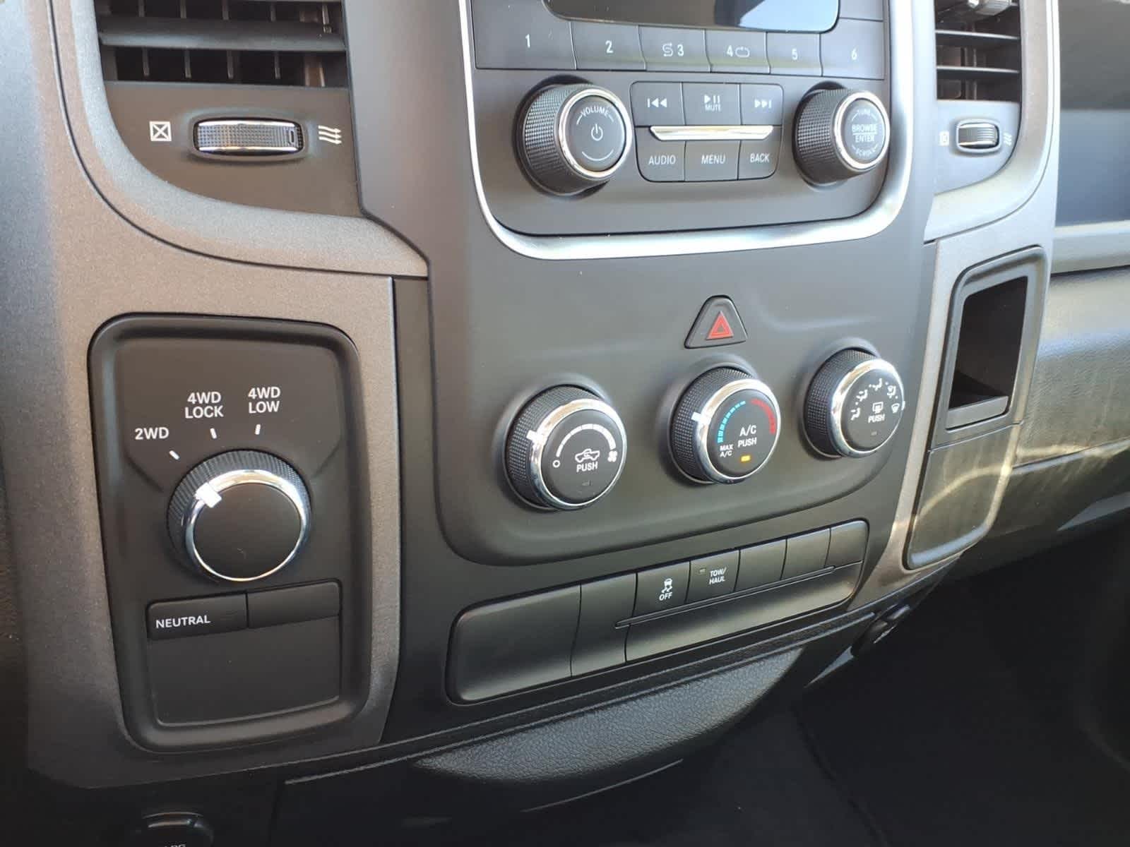 2017 RAM 1500 ST