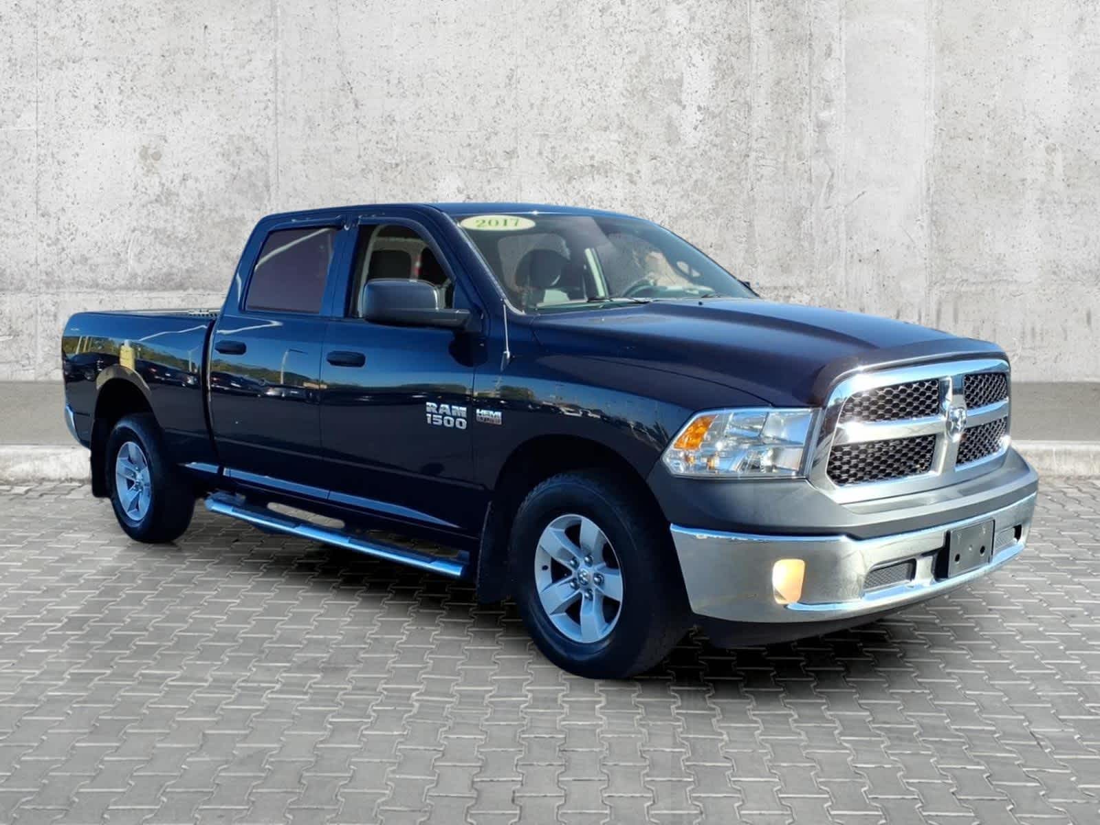 2017 RAM 1500 ST
