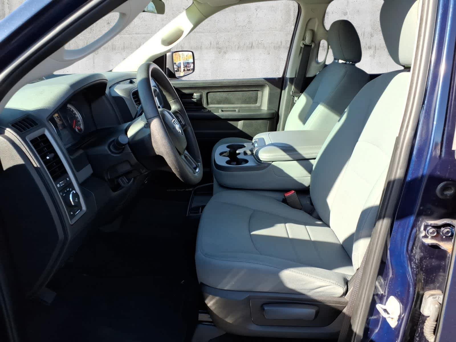 2017 RAM 1500 ST