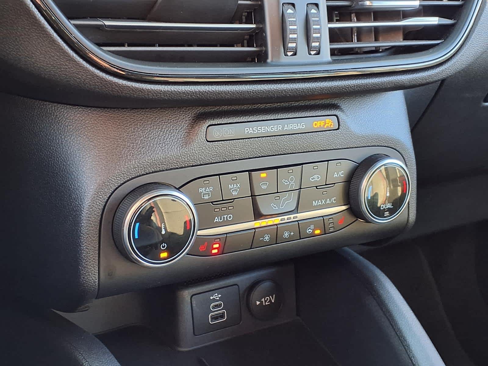 2025 Ford Escape ST-Line Select