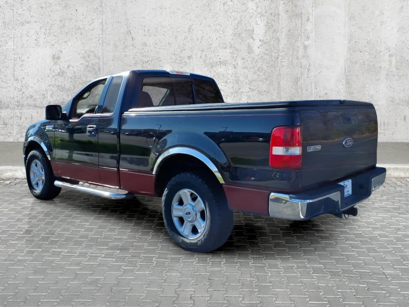 2004 Ford F-150 Base