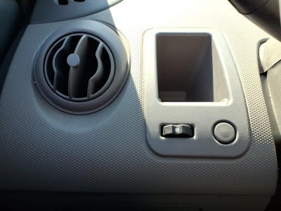 2003 Saturn Ion ION 2