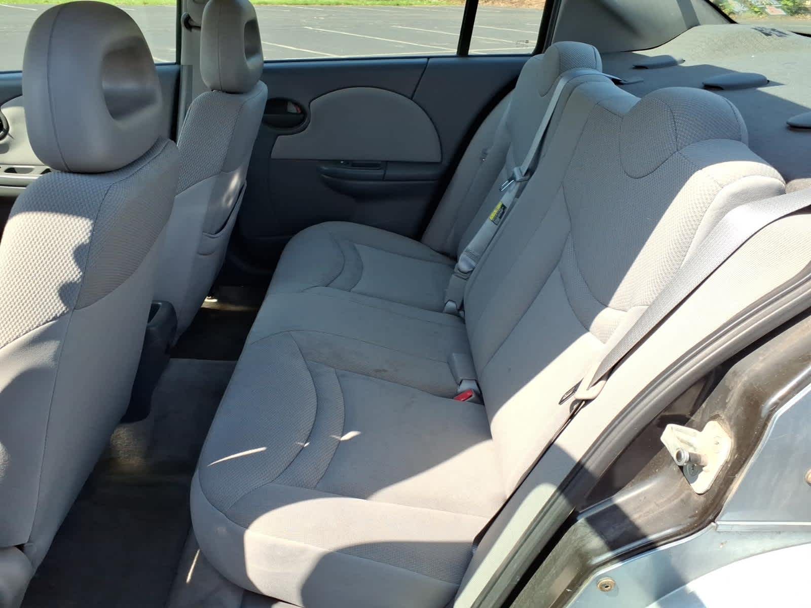 2003 Saturn Ion ION 2