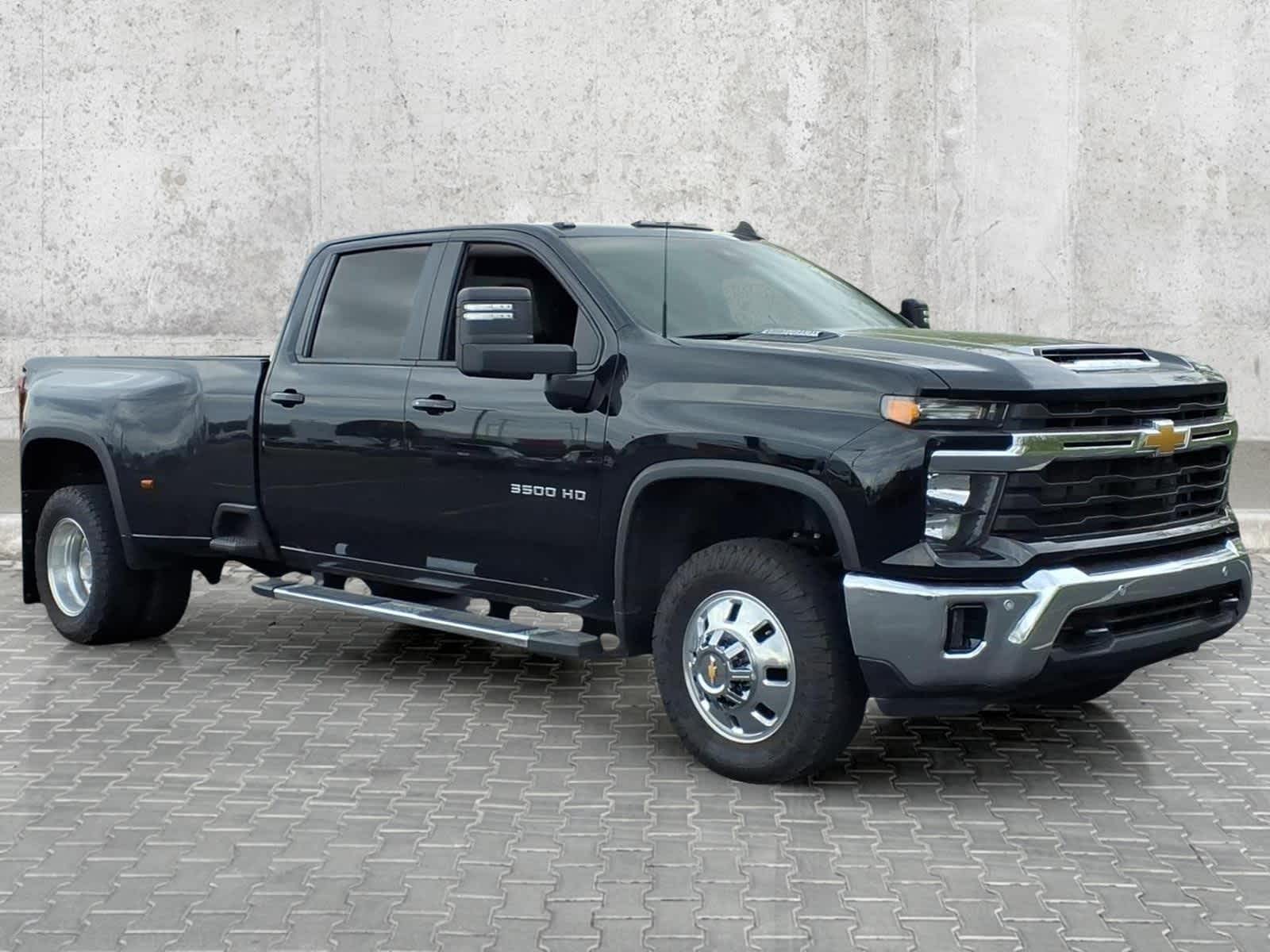 2025 Chevrolet Silverado 3500HD LT