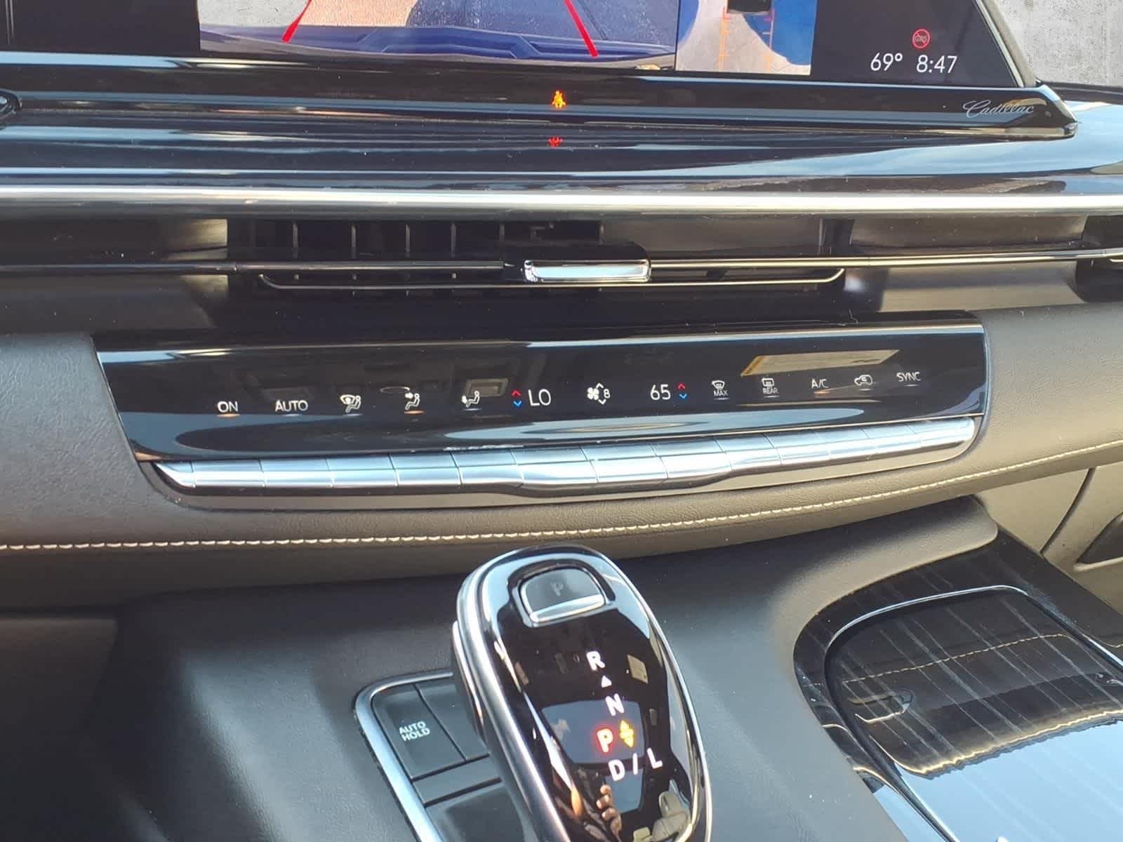 2022 Cadillac Escalade Sport