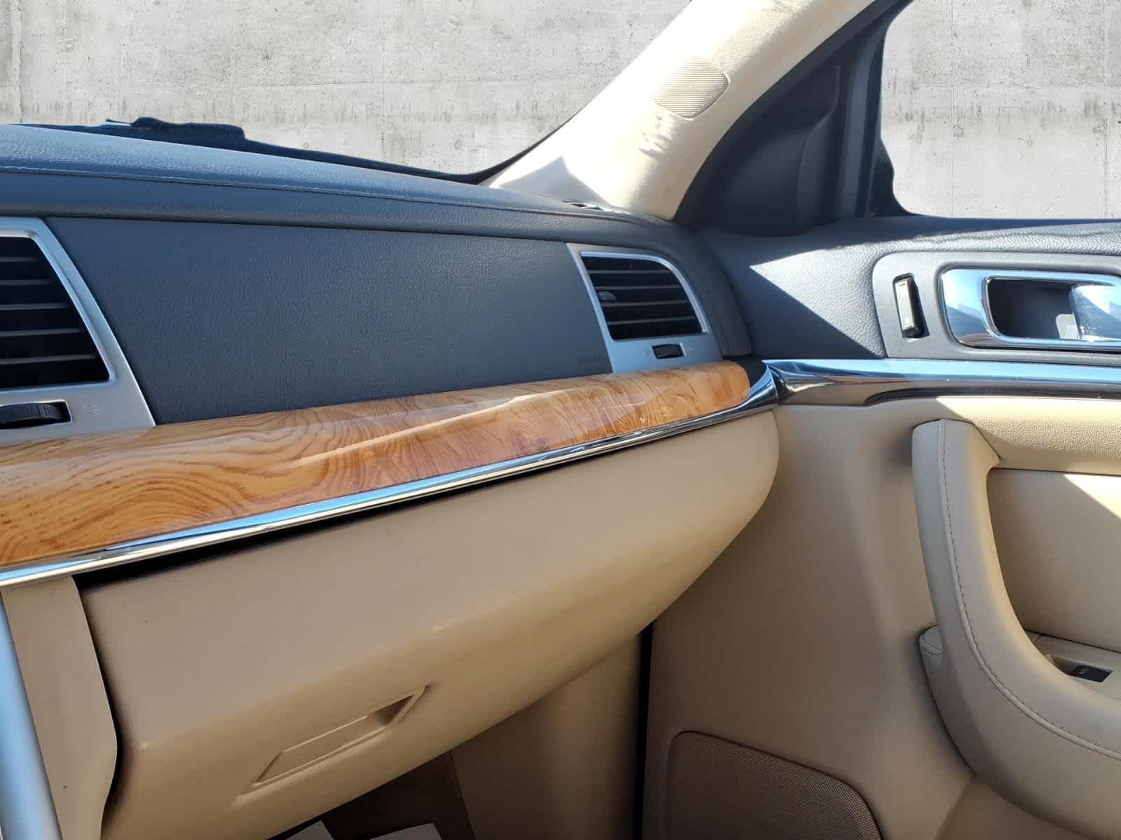 2009 Lincoln MKS Base