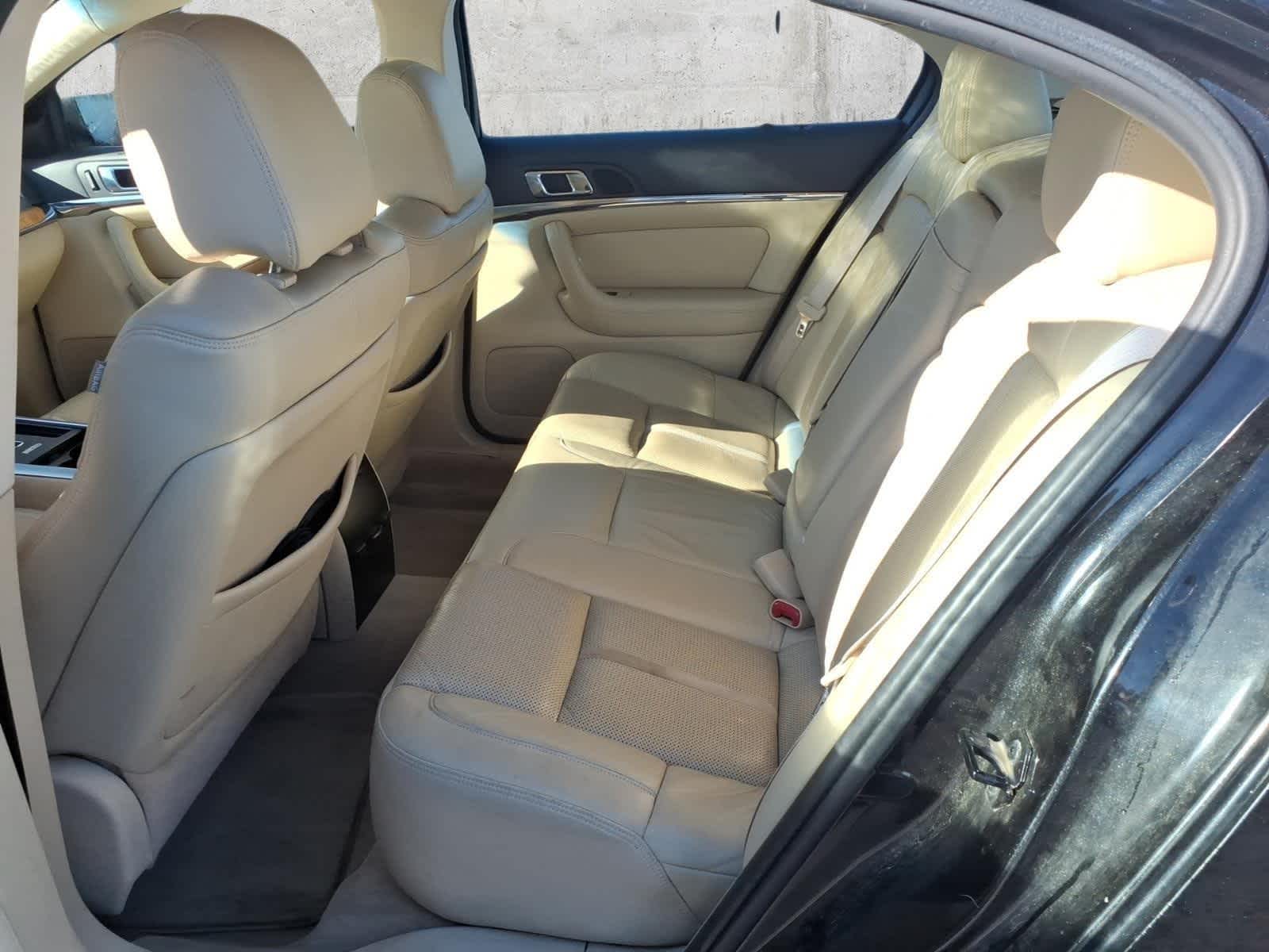2009 Lincoln MKS Base