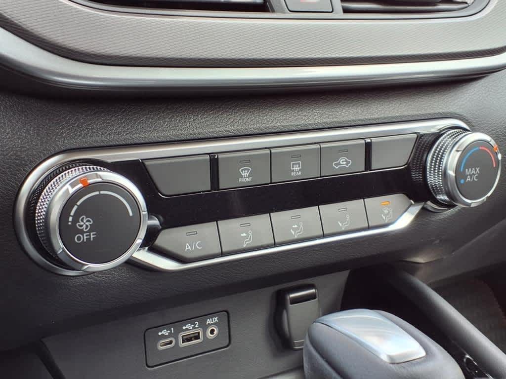 2025 Nissan Altima SR