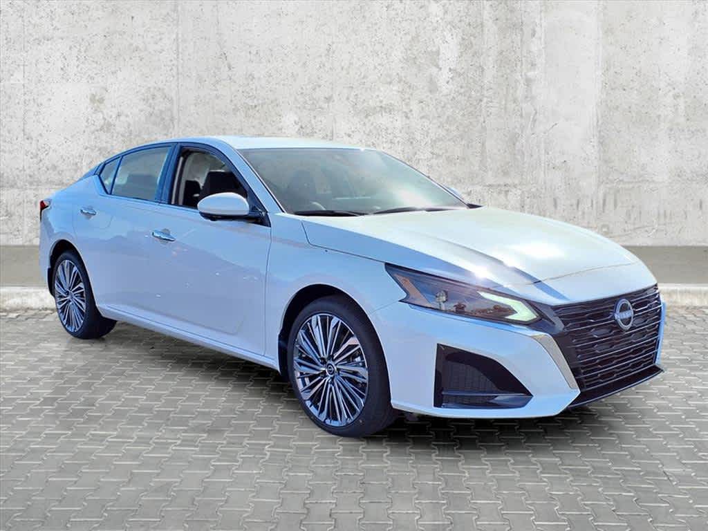 2025 Nissan Altima SL