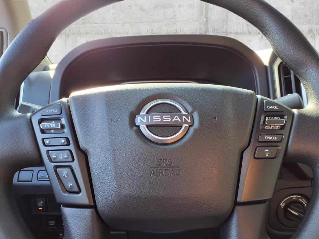 2025 Nissan Frontier SV