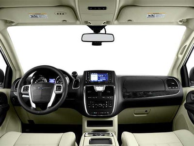 2012 Chrysler Town & Country Touring