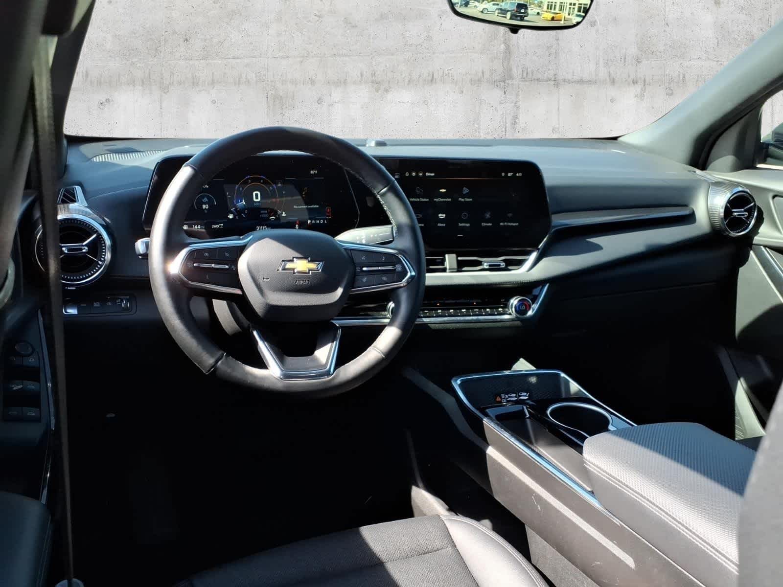 2025 Chevrolet Equinox AWD LT
