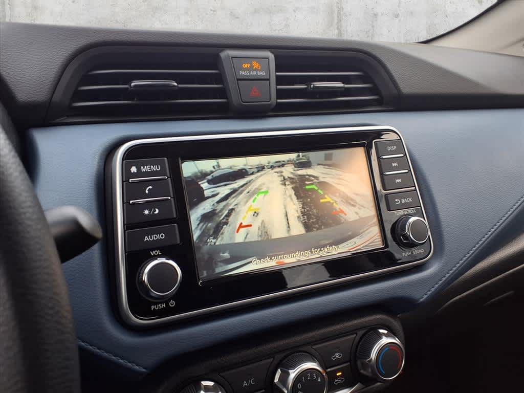 2025 Nissan Versa SV