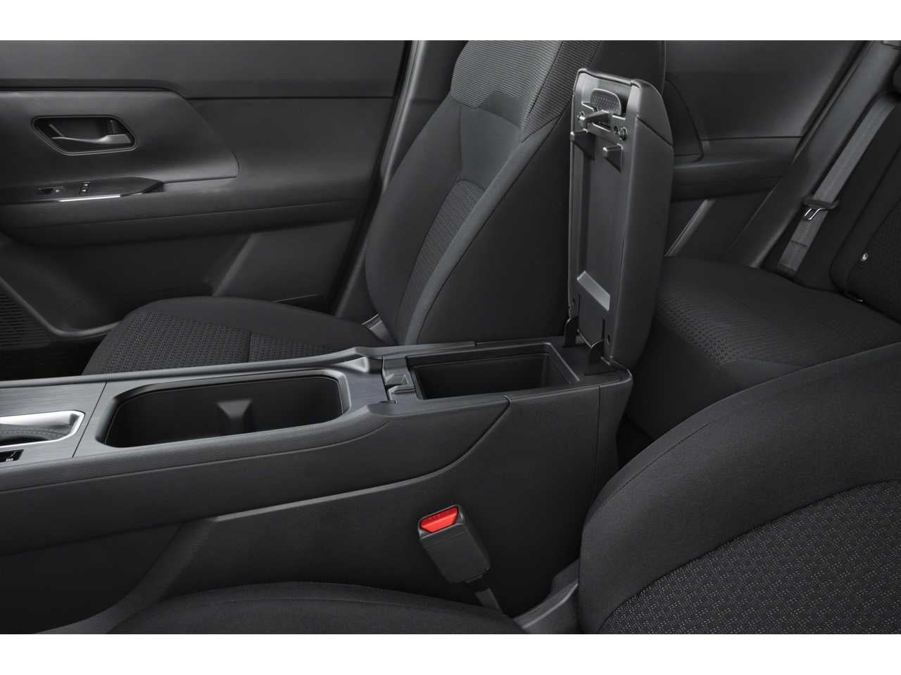 2027 Nissan Kicks S