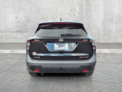 2025 Nissan Kicks SR