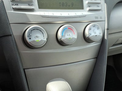 2010 Toyota Camry LE