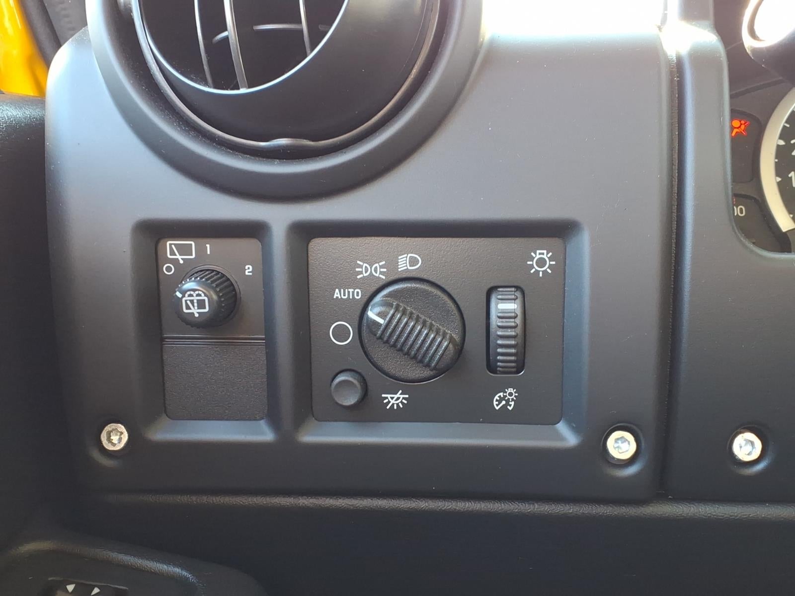 2006 HUMMER H2 Base