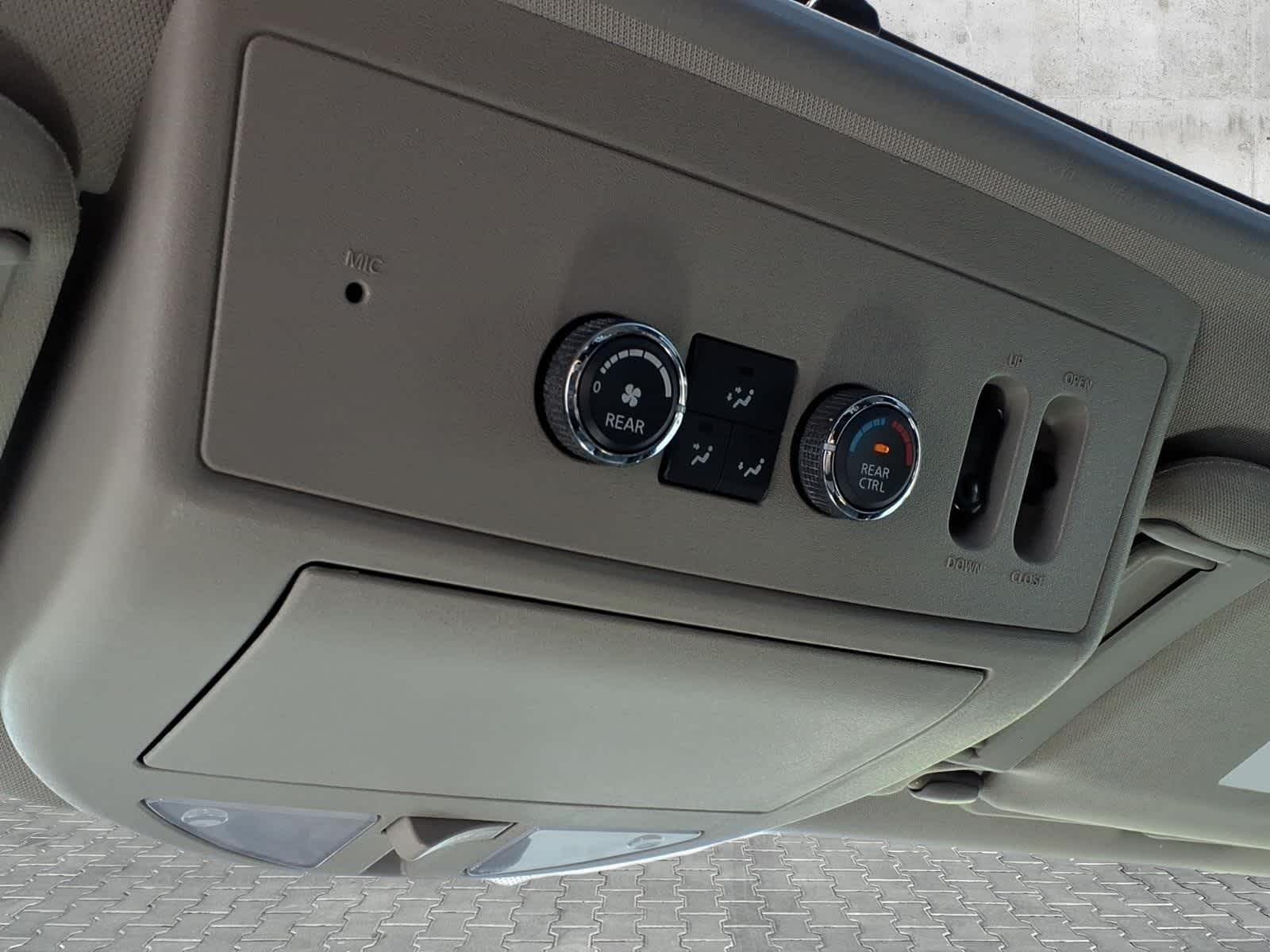 2010 Nissan Armada Platinum