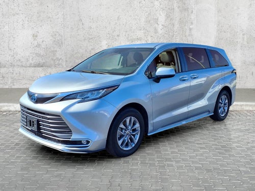2022 Toyota Sienna XLE