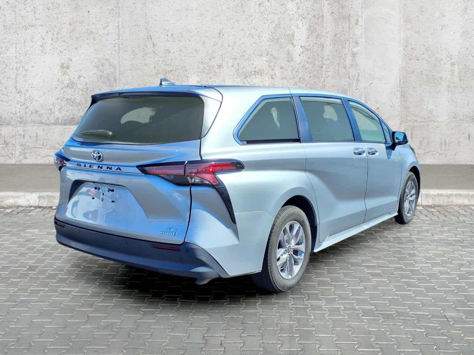 2022 Toyota Sienna XLE