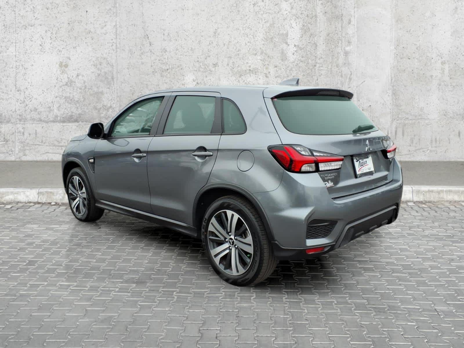 2025 Mitsubishi Outlander Sport ES