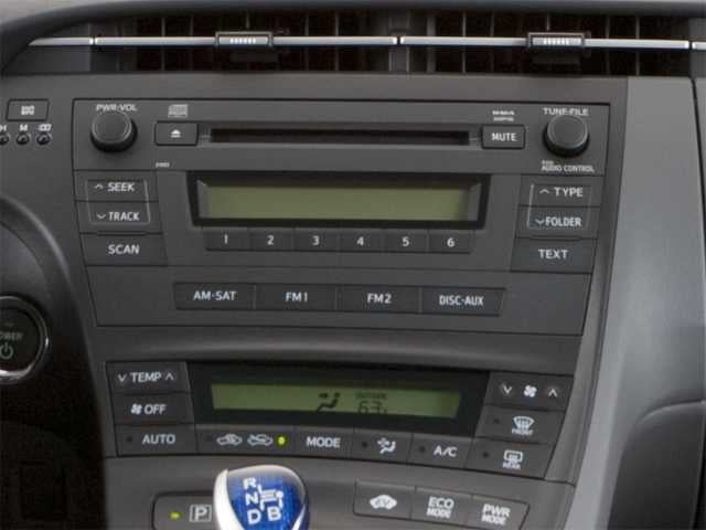 2010 Toyota Prius III