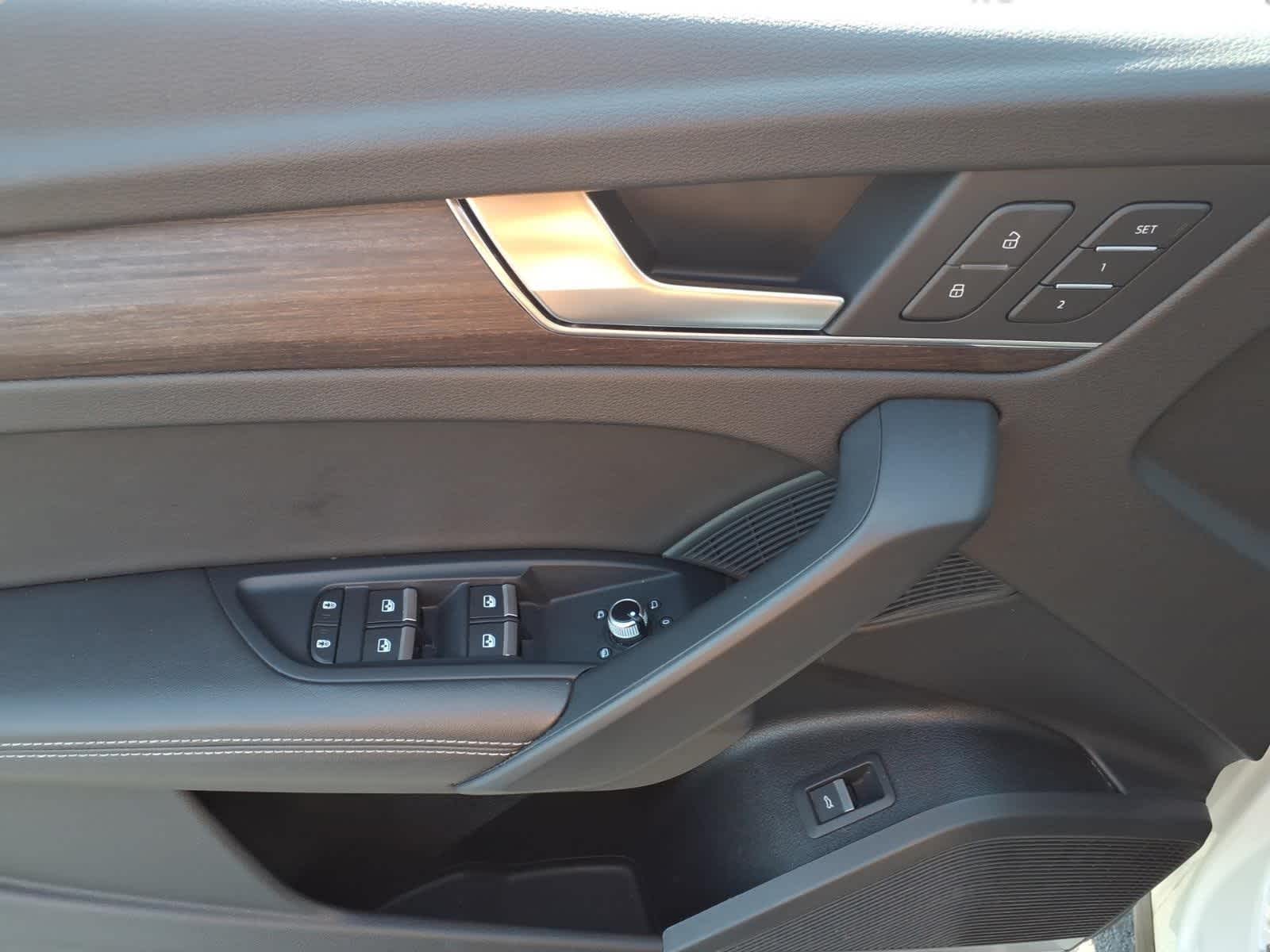 2024 Audi Q5 S line Premium Plus